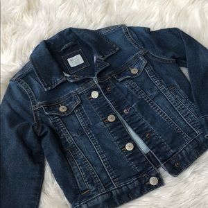 Gap kids jean jacket – size small